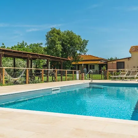 Al Girasole Farm stay
