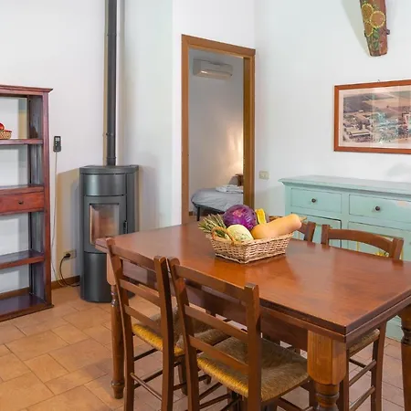 Farm stay Al Girasole San Donato (Tuscany)